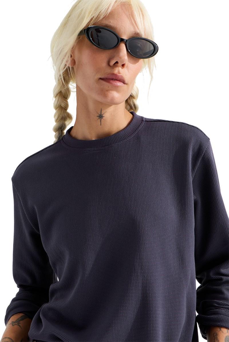 Ridge Path Waffle LS Crew - Womens - endless dusk 1