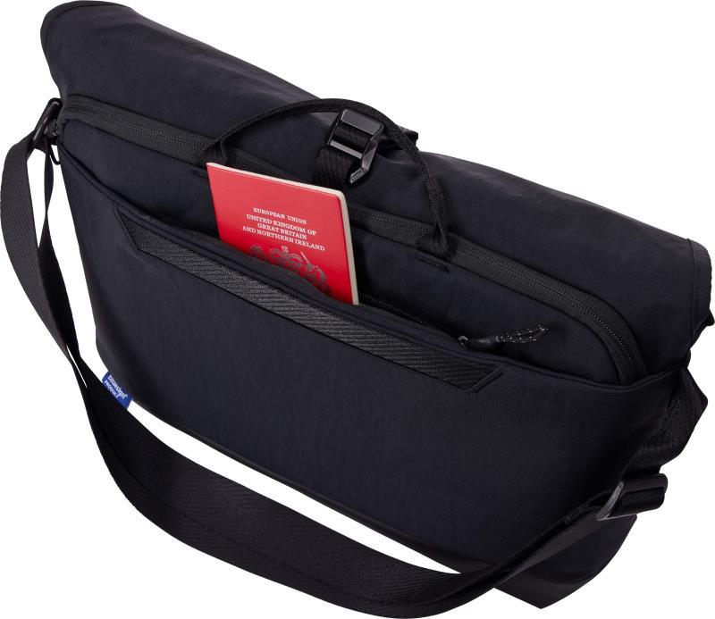 Paramount Crossbody 14L - Black 10