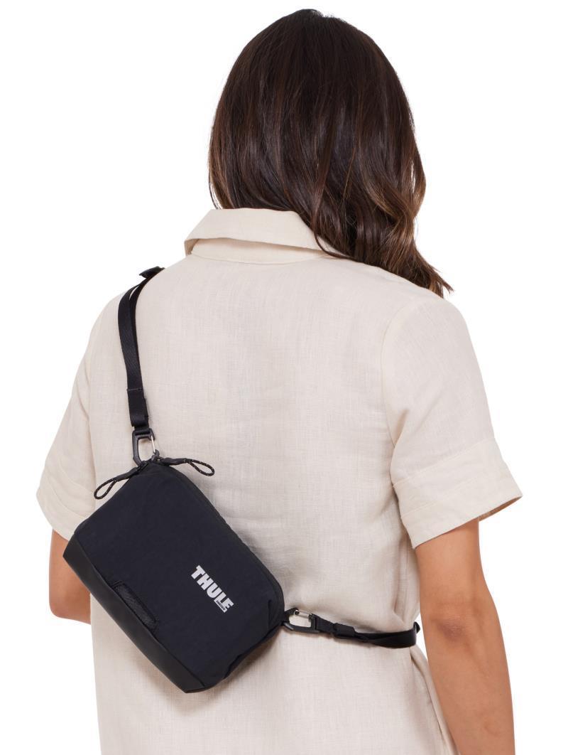 Paramount Crossbody 2L - Black 5