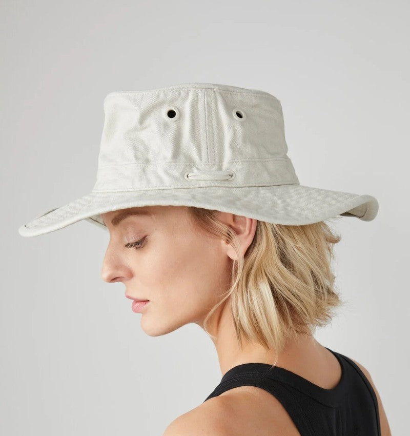 Wide Brim Wanderer - stone 1