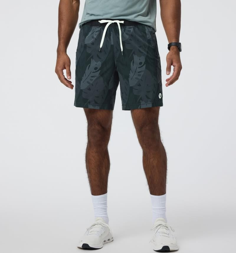 Kore Shorts - Mens - black leaves 1