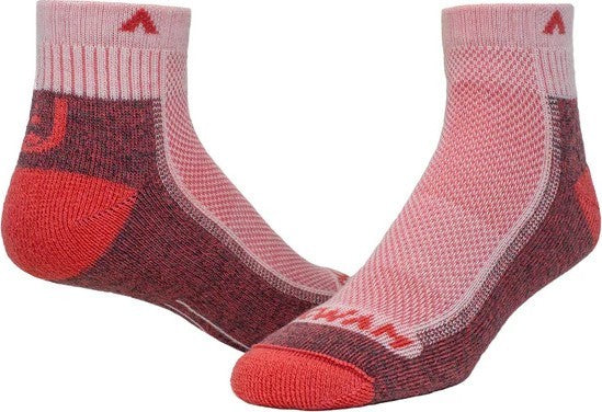 Cool-Lite Hiker Quarter Socks - sugar coral 1