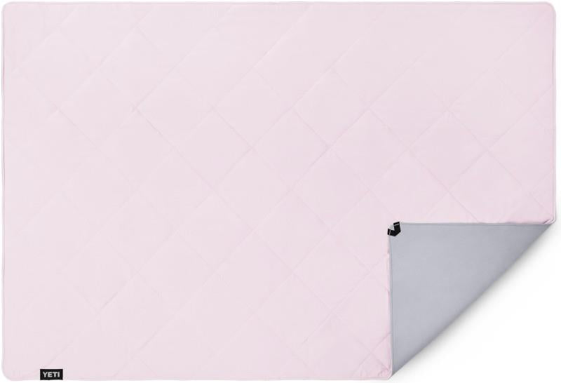 Lowlands Blanket - cherry blossom 1