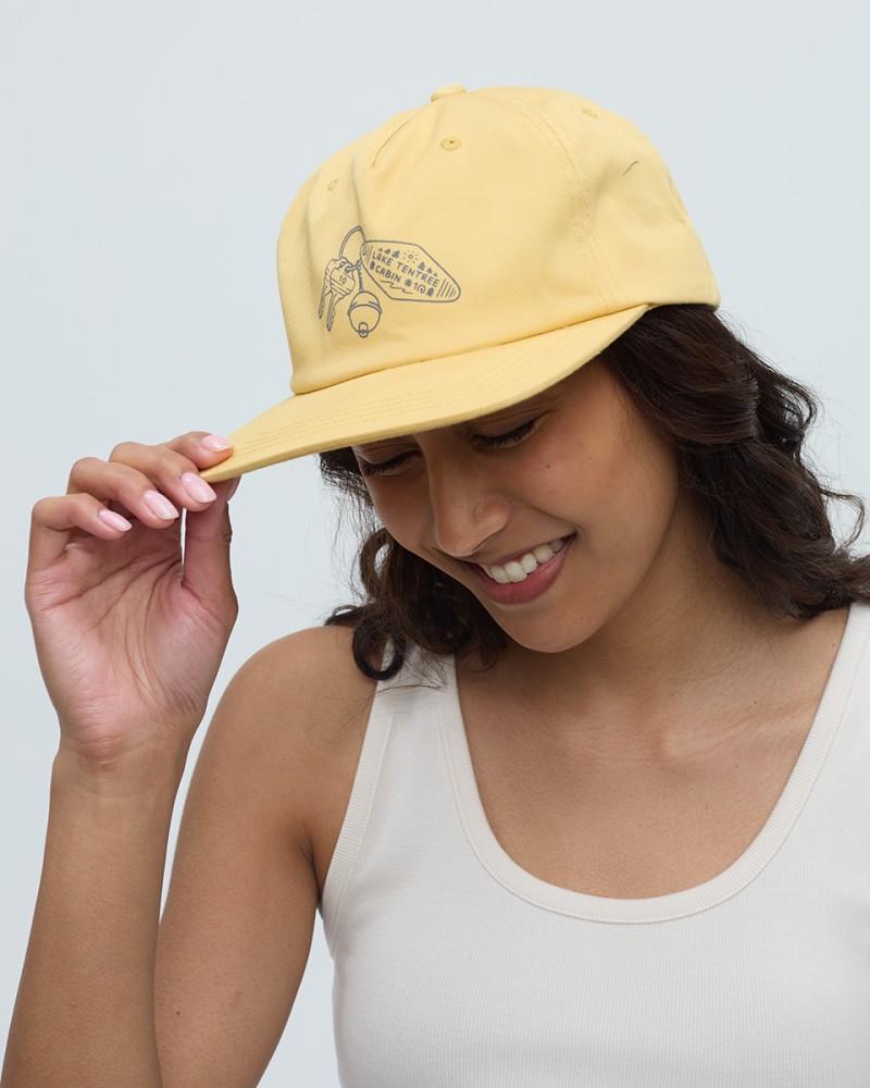Lake Getaway Apex Hat - dusk yellow / graphite 1
