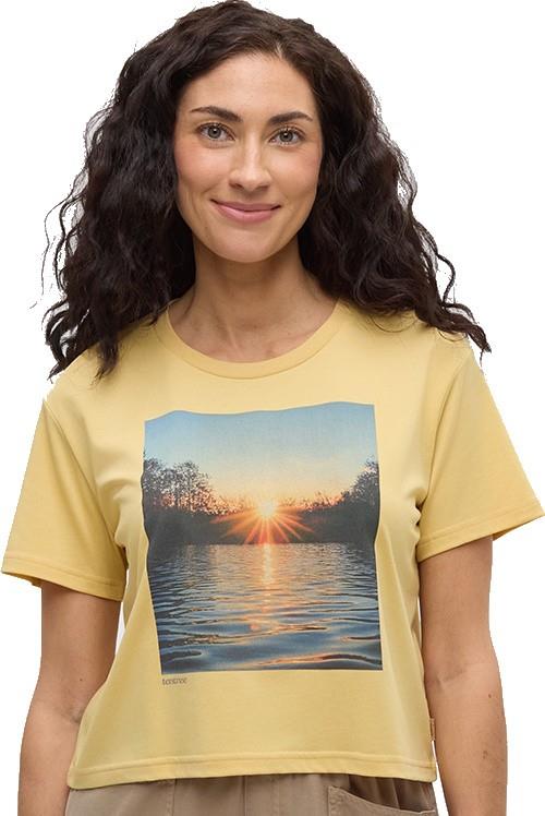 Lake View Crop T-Shirt - Womens - dusk yellow / lake view 1