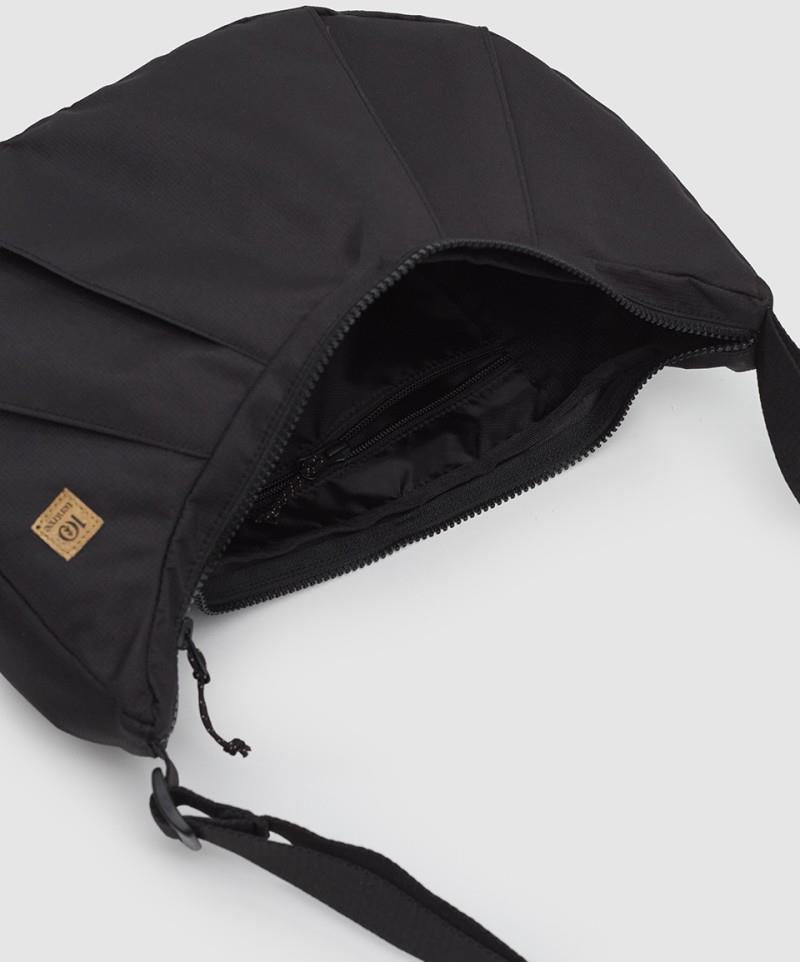 Teslin Bag - meteorite black 1