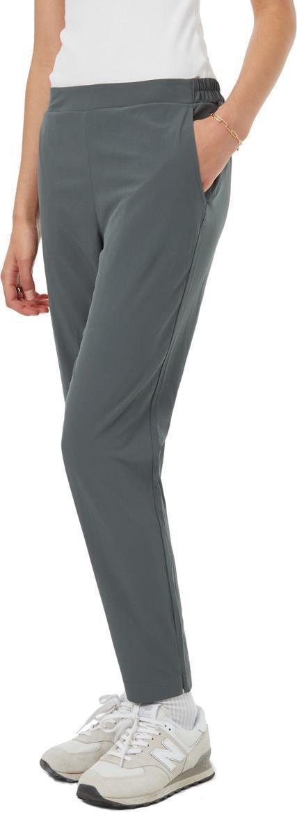 inMotion Lightweight Pants - Womens - Graphite 3